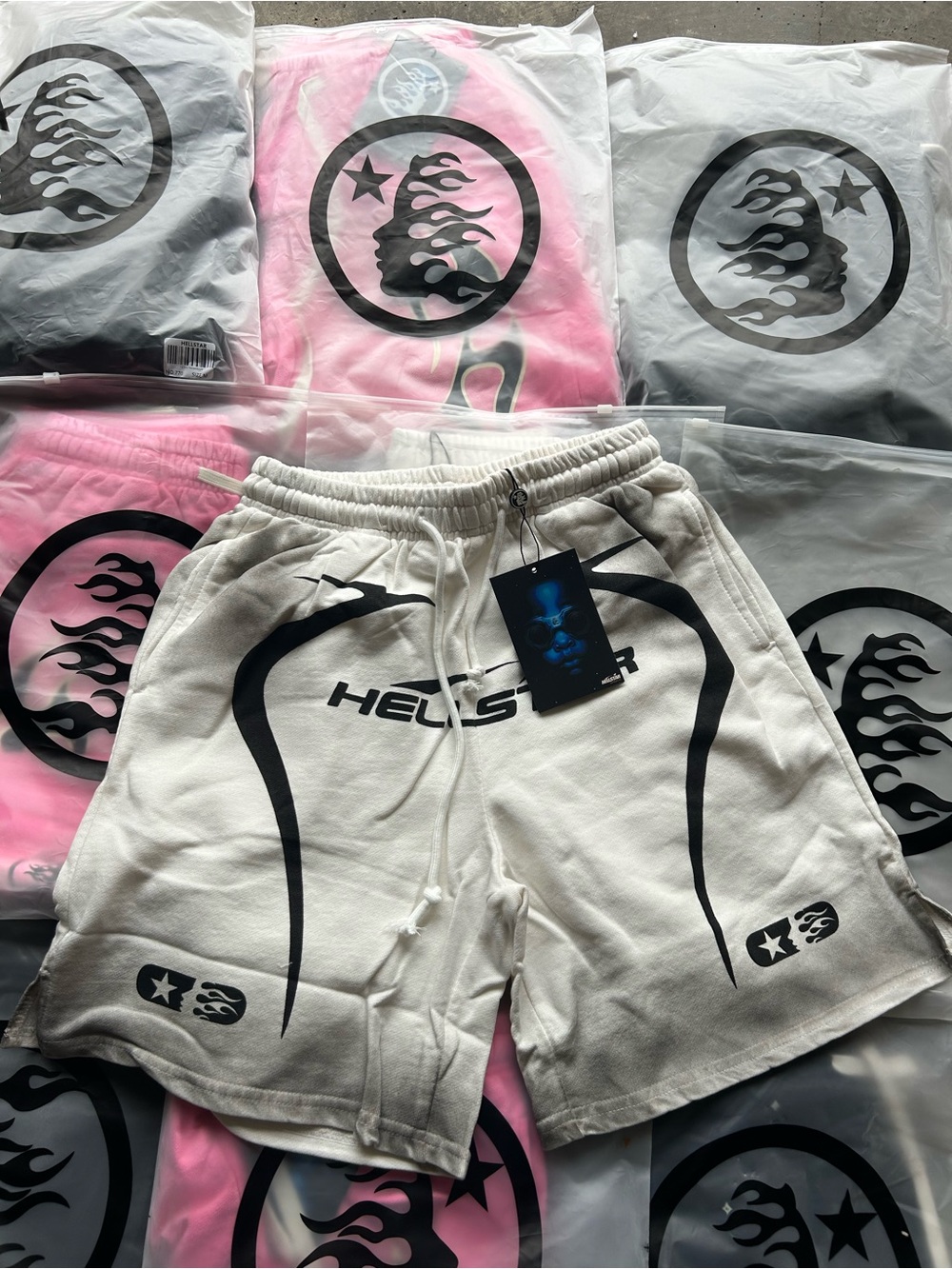 Size L HellStar Men’s white and black Shorts